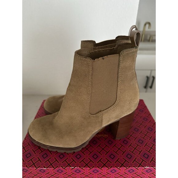 Women’s Tory Burch Stafford Tan Suede Leather Ankle Lug Sole Heeled Booties 7.5 - Picture 9 of 10
